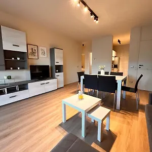  Appartamento Lungomare-spiaggia Residenz Carinzia - Abissinia